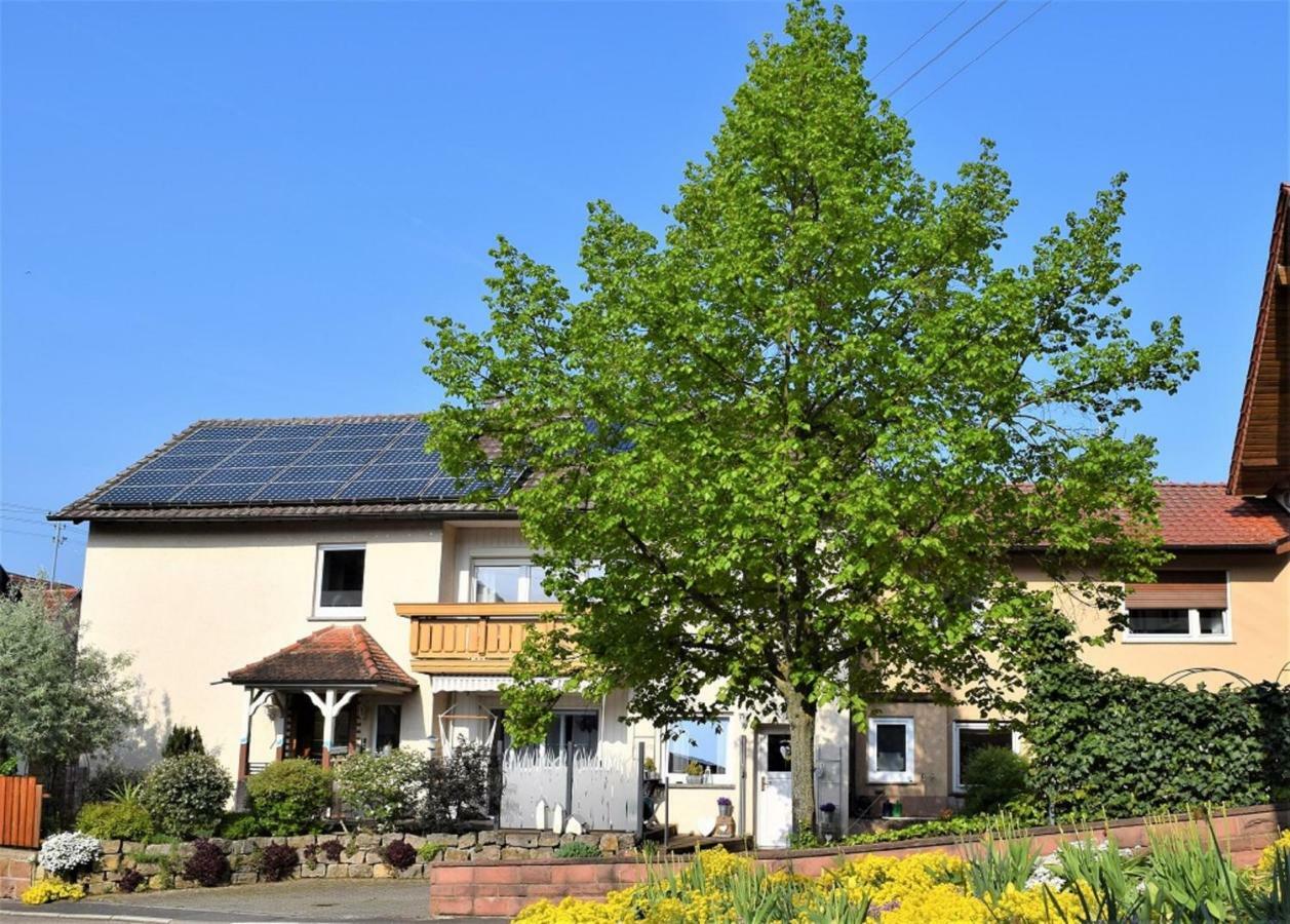 Ferienwohnung Auf Dem Dorf, Kuelsheim Екстериор снимка
